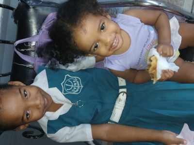 Single Mom of two beautiful girls